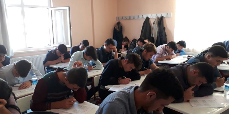 Her Salı kesintisiz yaptığımız YGS denemelerine bu Salı da ara vermeden devam ediyoruz.